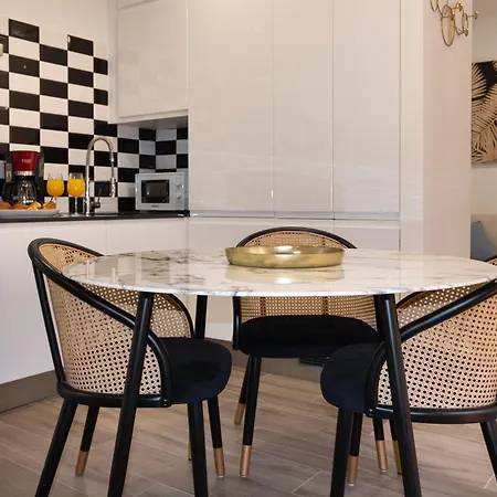 Charming Seaside In Barceloneta, Renovated With Stunning Sea Views * 바르셀로나